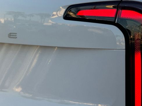 Used 2025 Kia Telluride SX image 30