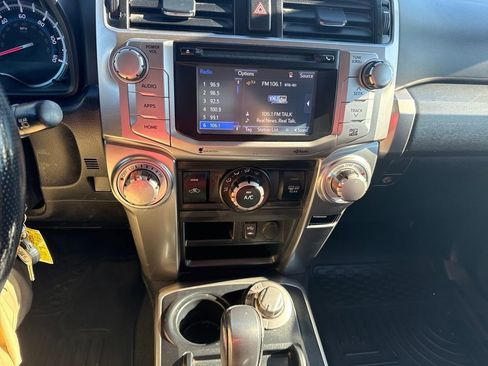 Used 2014 Toyota 4Runner SR5 image 20