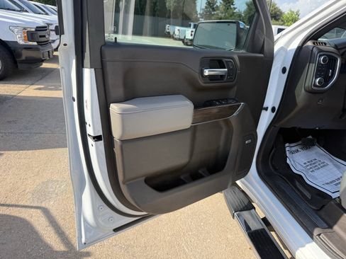 Used 2020 GMC Sierra 1500 SLT AWD/4WD image 8