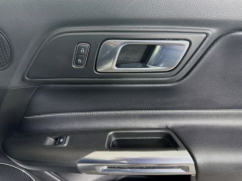Used 2022 Ford Mustang Premium RWD image 29