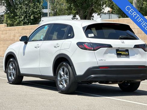 Certified 2026 Honda HR-V LX image 6