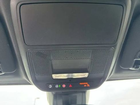 Used 2025 Chevrolet Equinox LT FWD image 41