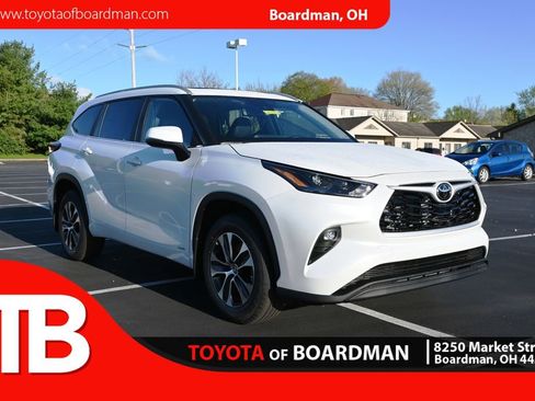 New 2026 Toyota Highlander XLE AWD/4WD image 1