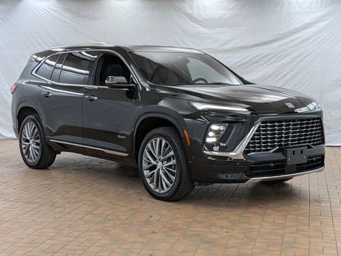 Used 2025 Buick Enclave Avenir w/ Super Cruise Package image 1