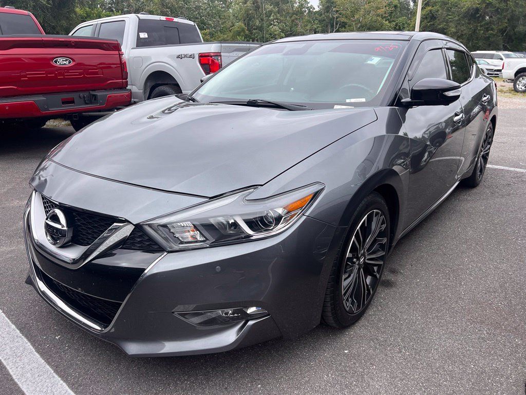 Used 2017 Nissan Maxima Platinum w/ Medallion Package FWD image 2