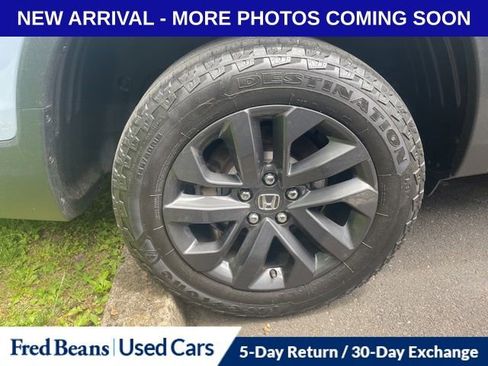 Used 2023 Honda Ridgeline Sport image 15