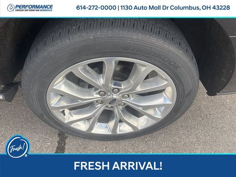 Used 2019 Ford Expedition Max Platinum image 11