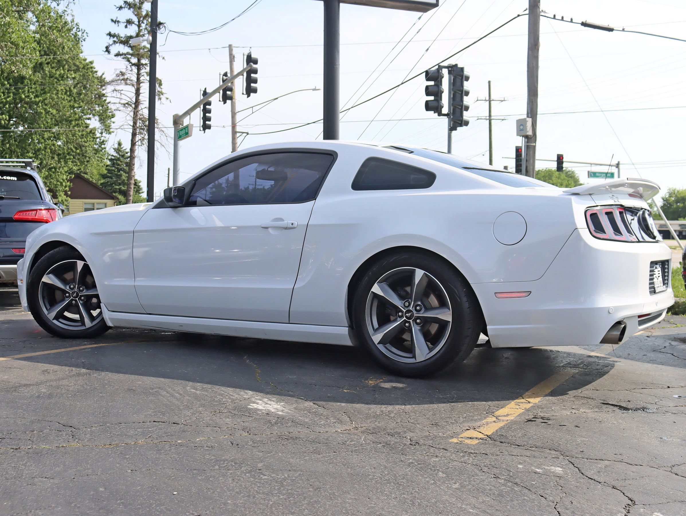 Used 2014 Ford Mustang Coupe w/ Equipment Group 102A RWD image 10