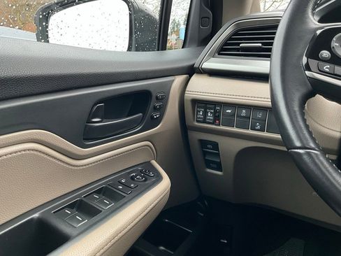 Used 2019 Honda Odyssey EX-L image 24