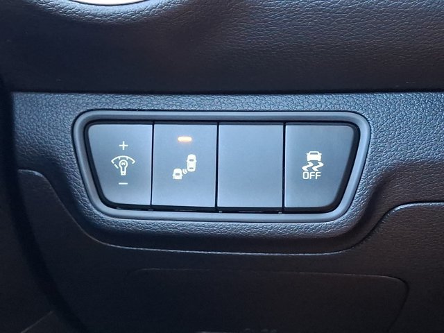 Used 2022 Kia Forte LXS w/ LXS Technology Package FWD image 29