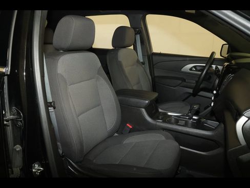 Used 2023 Chevrolet Traverse LT FWD image 31
