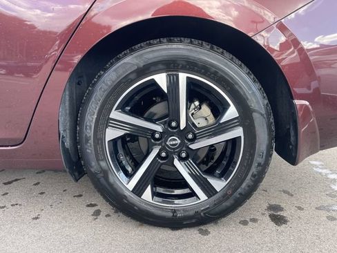 Used 2024 Nissan Sentra SV w/ All-Weather Package FWD image 11