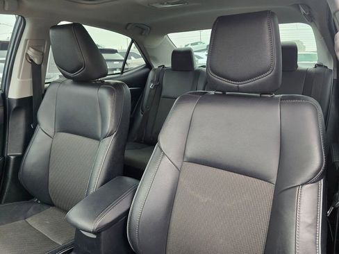 Used 2016 Toyota Corolla L image 24