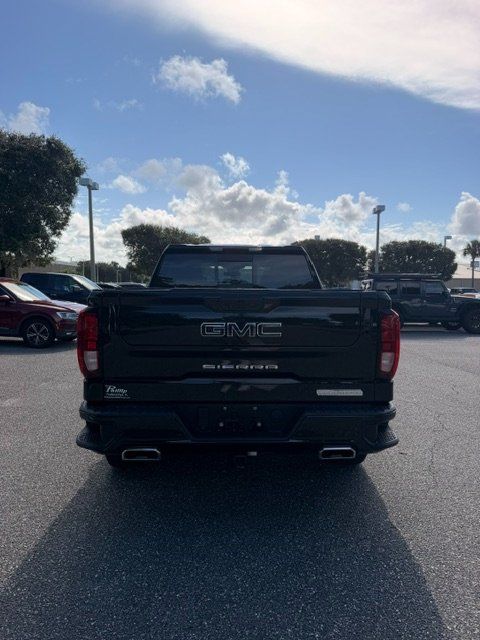 Used 2022 GMC Sierra 1500 Elevation w/ Elevation Premium Package AWD/4WD image 5