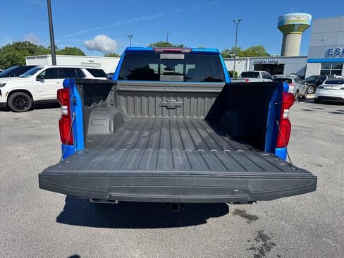 Used 2025 Chevrolet Silverado 1500 LT Trail Boss w/ Convenience Package II AWD/4WD image 10
