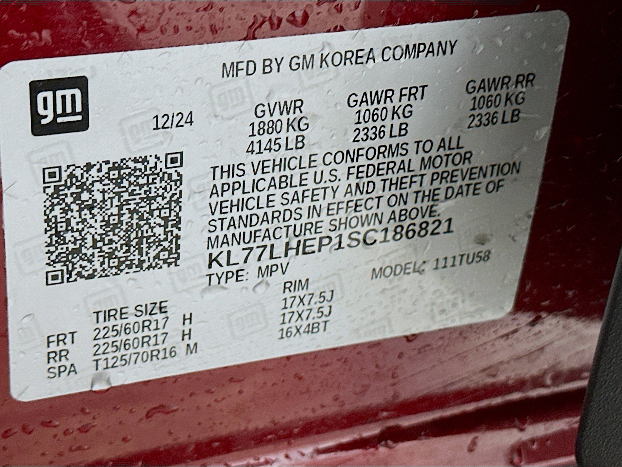 Used 2025 Chevrolet Trax LT FWD image 12