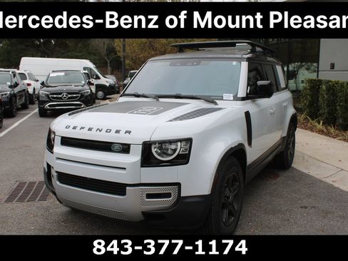 Used 2022 Land Rover Defender 110 image 14