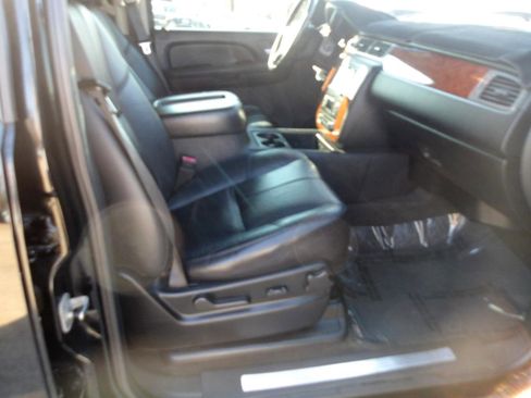 Used 2008 Chevrolet Tahoe LT w/ LT Preferred Equipment Group image 10