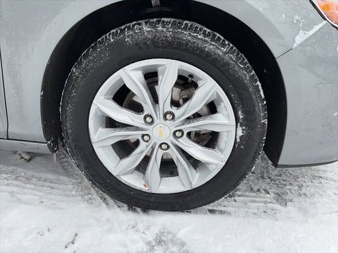 Used 2025 Chevrolet Malibu LT image 6