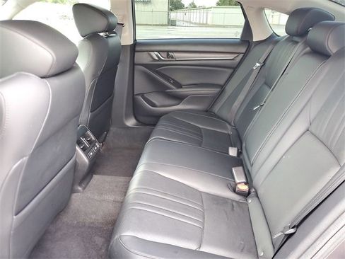 Used 2021 Honda Accord EX-L image 9