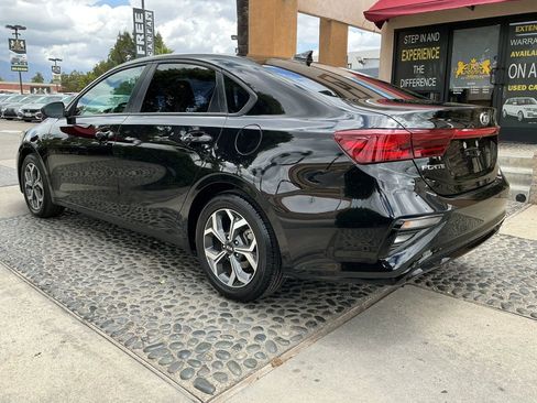 Used 2019 Kia Forte LXS FWD image 7