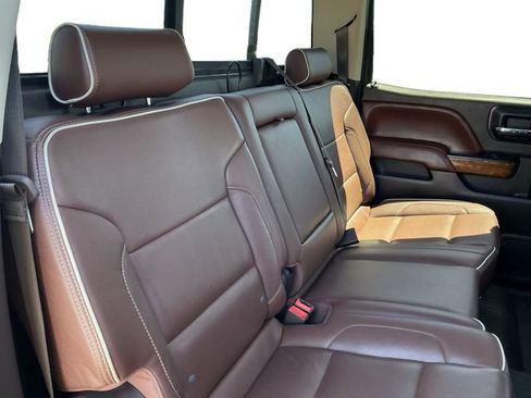 Used 2017 Chevrolet Silverado 1500 High Country image 14