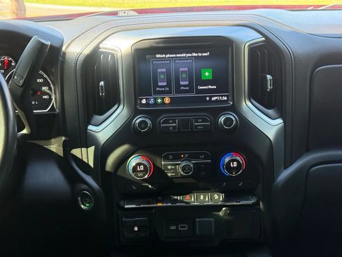 Used 2021 Chevrolet Silverado 1500 LT Trail Boss AWD/4WD image 20