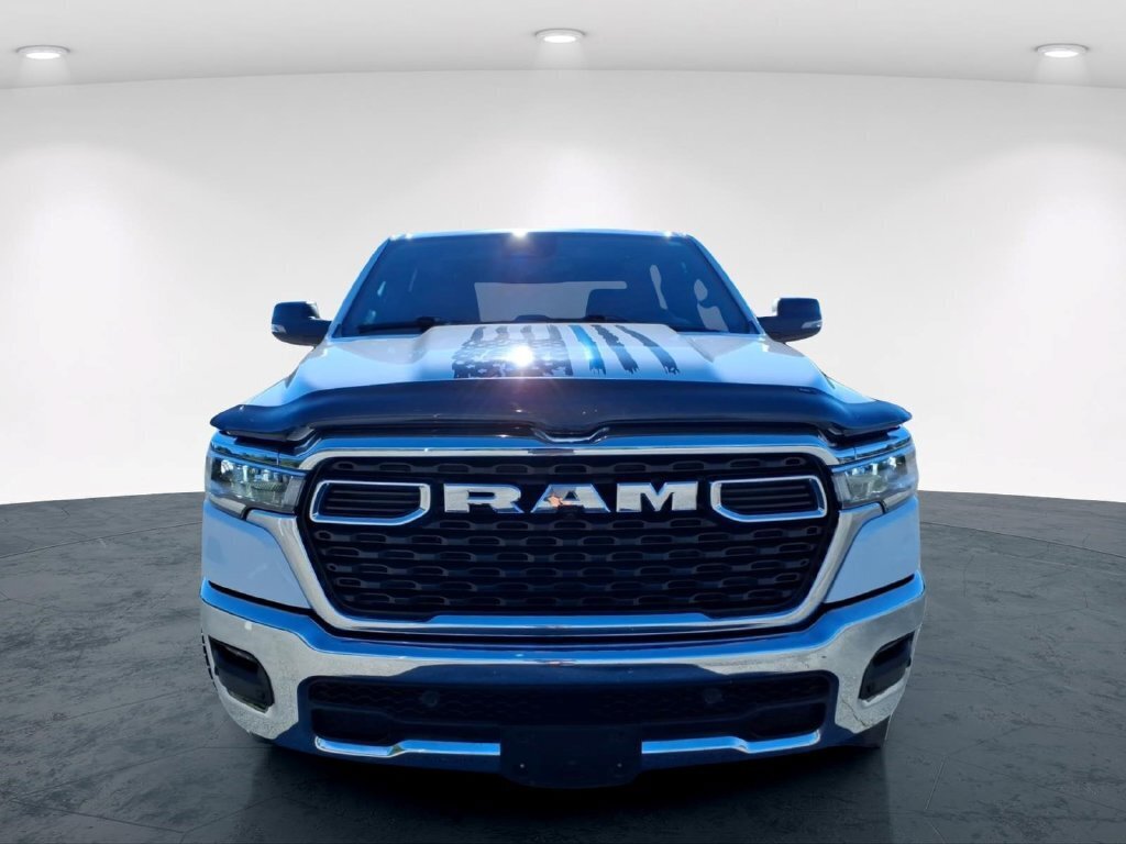 Used 2025 RAM 1500 Big Horn AWD/4WD image 4