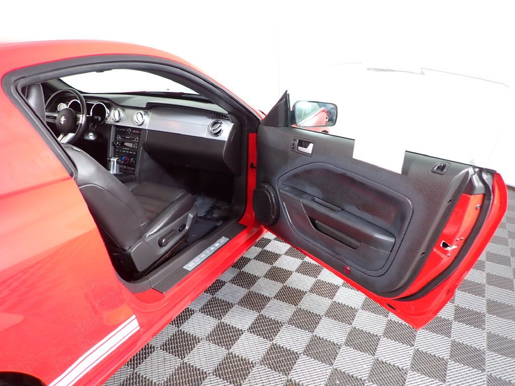 Used 2008 Ford Mustang GT RWD image 27