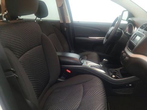 Used 2016 Dodge Journey SE image 21