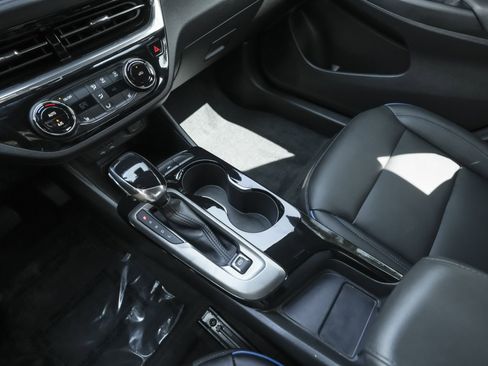 Used 2024 Buick Envista Sport Touring w/ Convenience I Package image 11