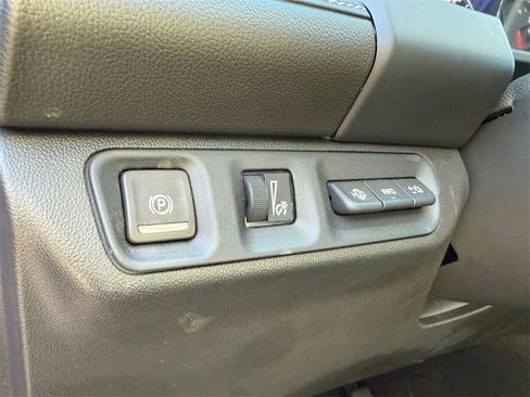 Used 2023 GMC Acadia Denali w/ Denali Ultimate Package image 13