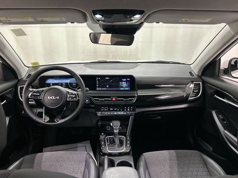 Certified 2024 Kia Seltos S image 19