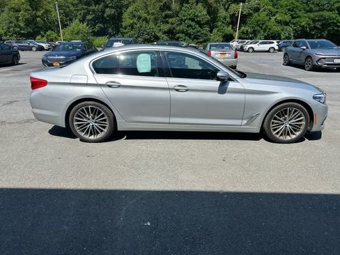 Used 2019 BMW 540i xDrive w/ Convenience Package AWD/4WD image 9