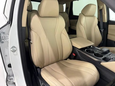 Certified 2024 Acura MDX SH-AWD w/ Technology Package image 21