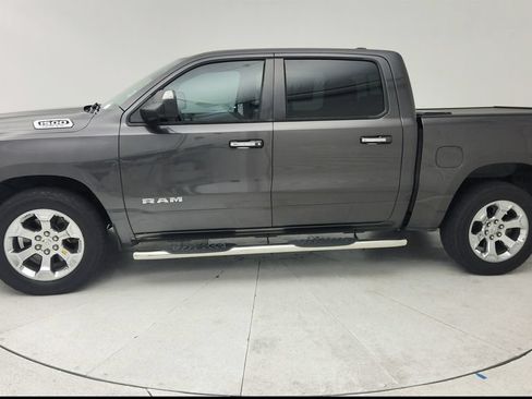Used 2019 RAM 1500 Big Horn RWD image 4