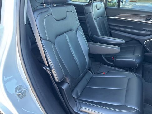 Used 2021 Jeep Grand Cherokee L Limited image 49