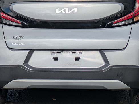 Certified 2023 Kia Soul LX w/ LX Technology Package image 23