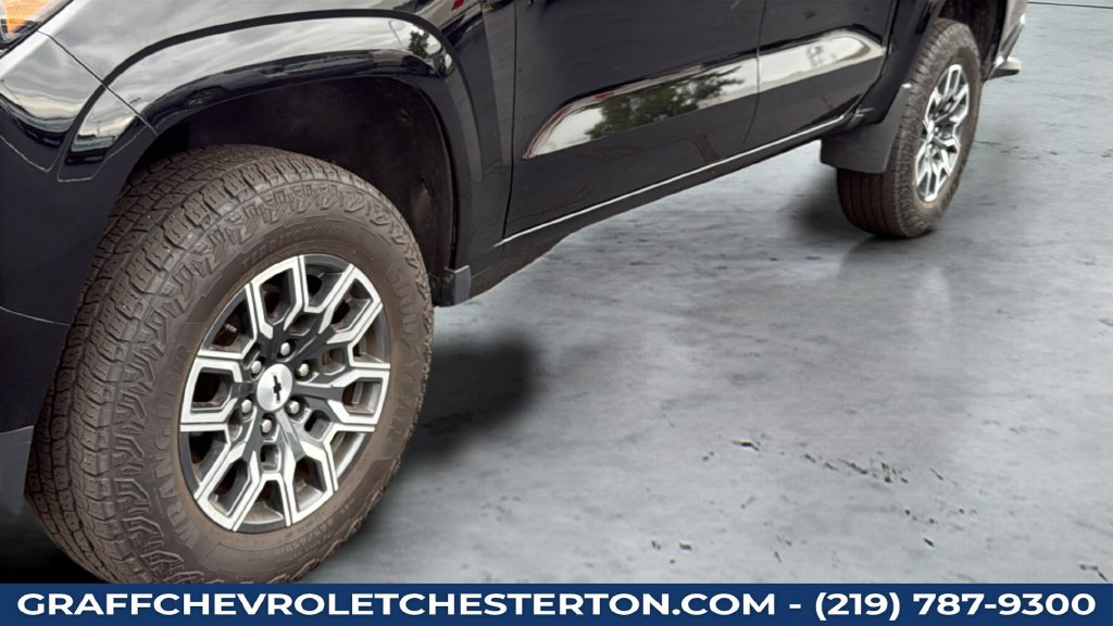 Used 2023 Chevrolet Colorado Z71 AWD/4WD image 29