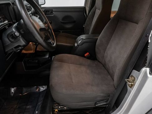Used 2005 Jeep Wrangler Sport AWD/4WD image 12