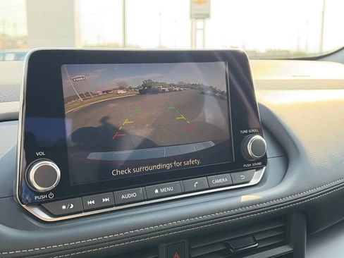 New 2026 Nissan Rogue SV AWD/4WD image 18