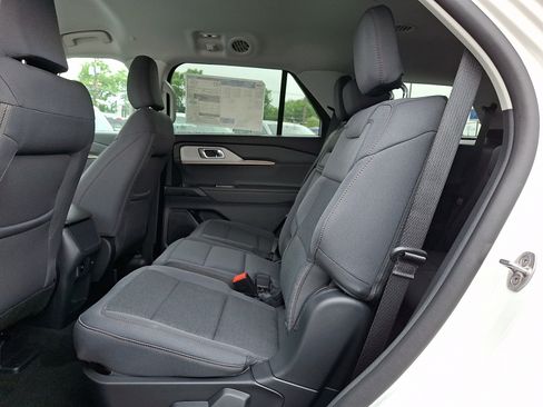 New 2026 Ford Explorer Active AWD/4WD image 6