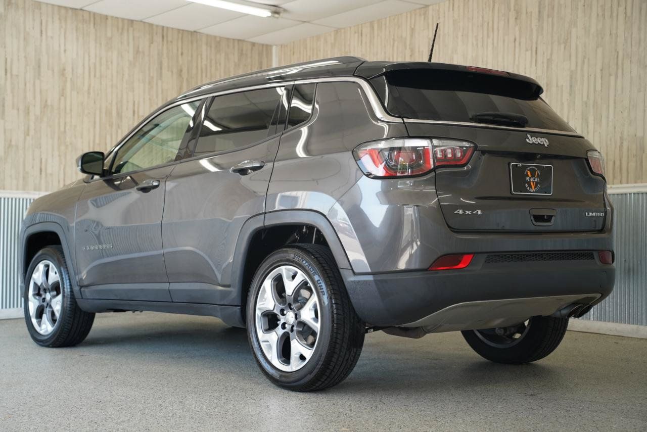 Used 2018 Jeep Compass Limited w/ Navigation Group AWD/4WD image 7