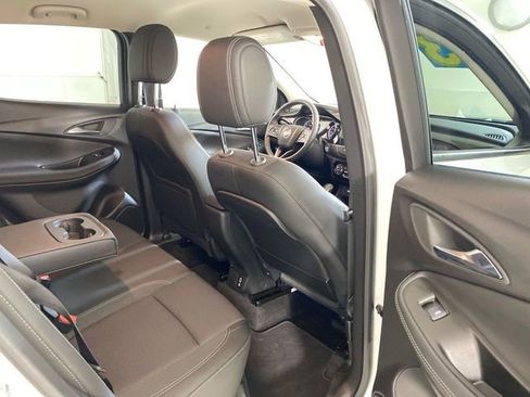 Used 2023 Buick Encore GX Select w/ Sport Touring Package image 32