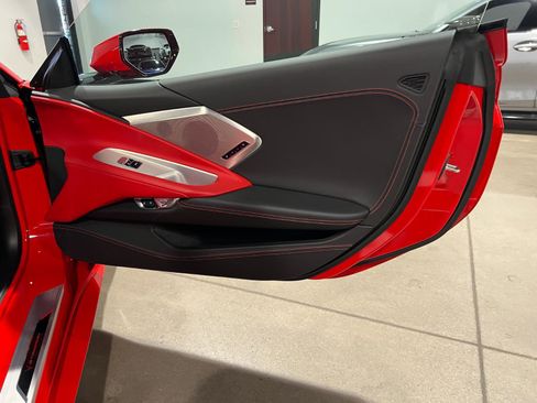 Used 2020 Chevrolet Corvette Stingray Premium Cpe w/ 3LT Preferred Equipment Group image 37