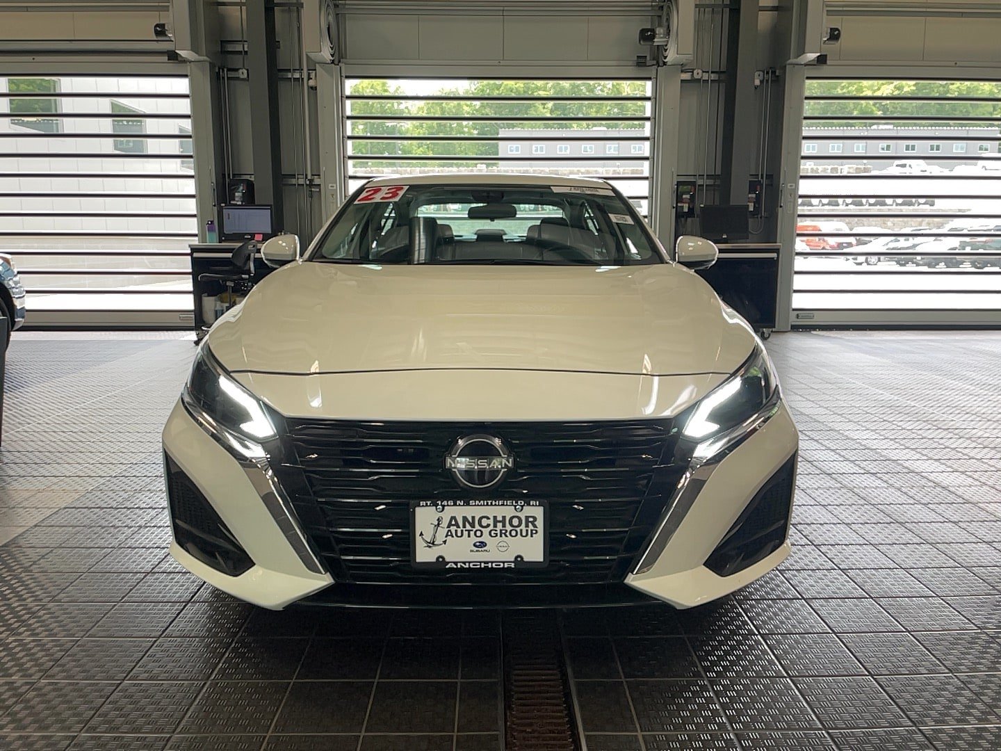 Used 2023 Nissan Altima 2.5 SL AWD/4WD image 2