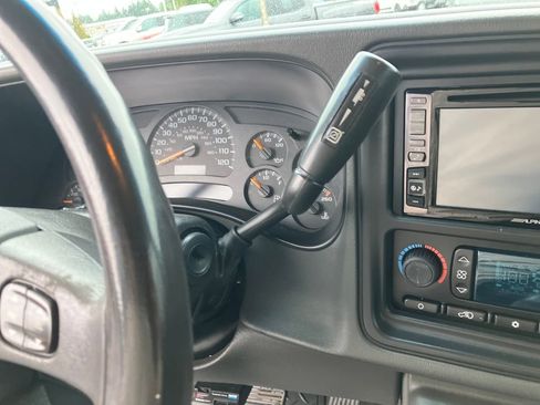 Used 2005 Chevrolet Silverado 3500 LT w/ Heavy-Duty Power Package image 26