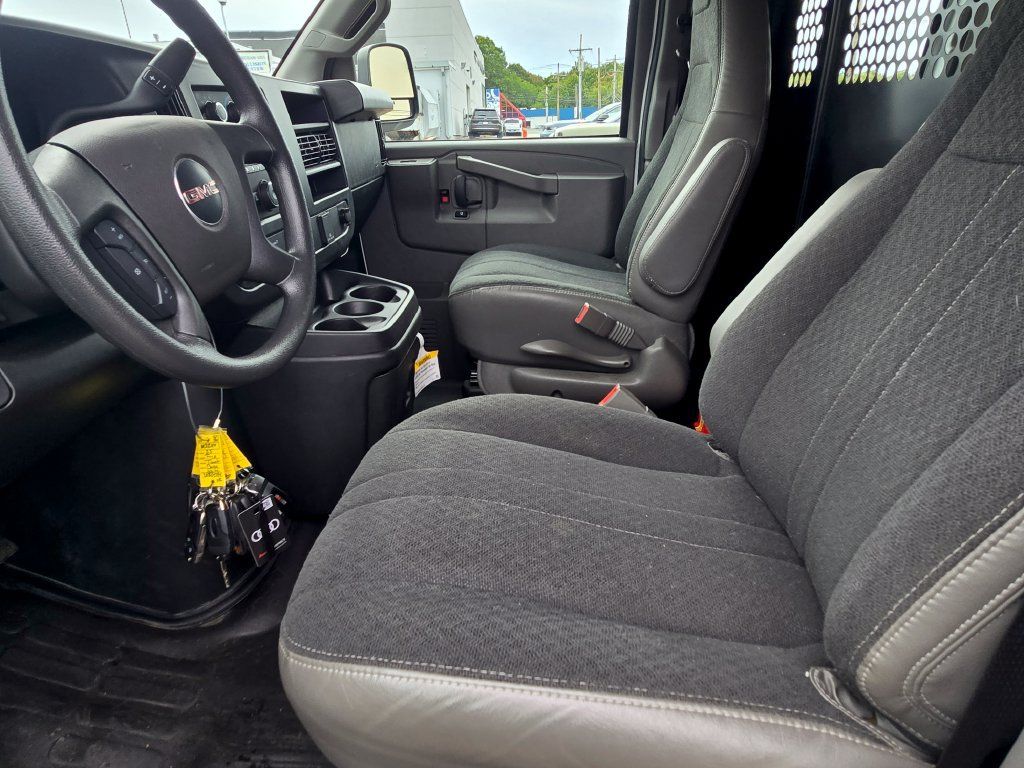 Used 2025 GMC Savana 2500 w/ Driver Convenience Package RWD image 17