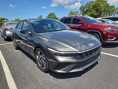 Used 2025 Hyundai Elantra Sport