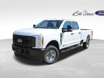 New 2025 Ford F350 XL w/ FX4 Off-Road Package